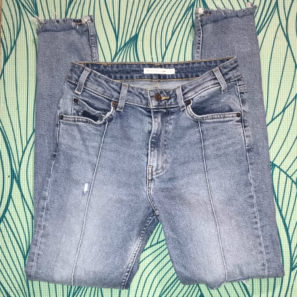 Levi’s 721 High Rise Skinny Jeans